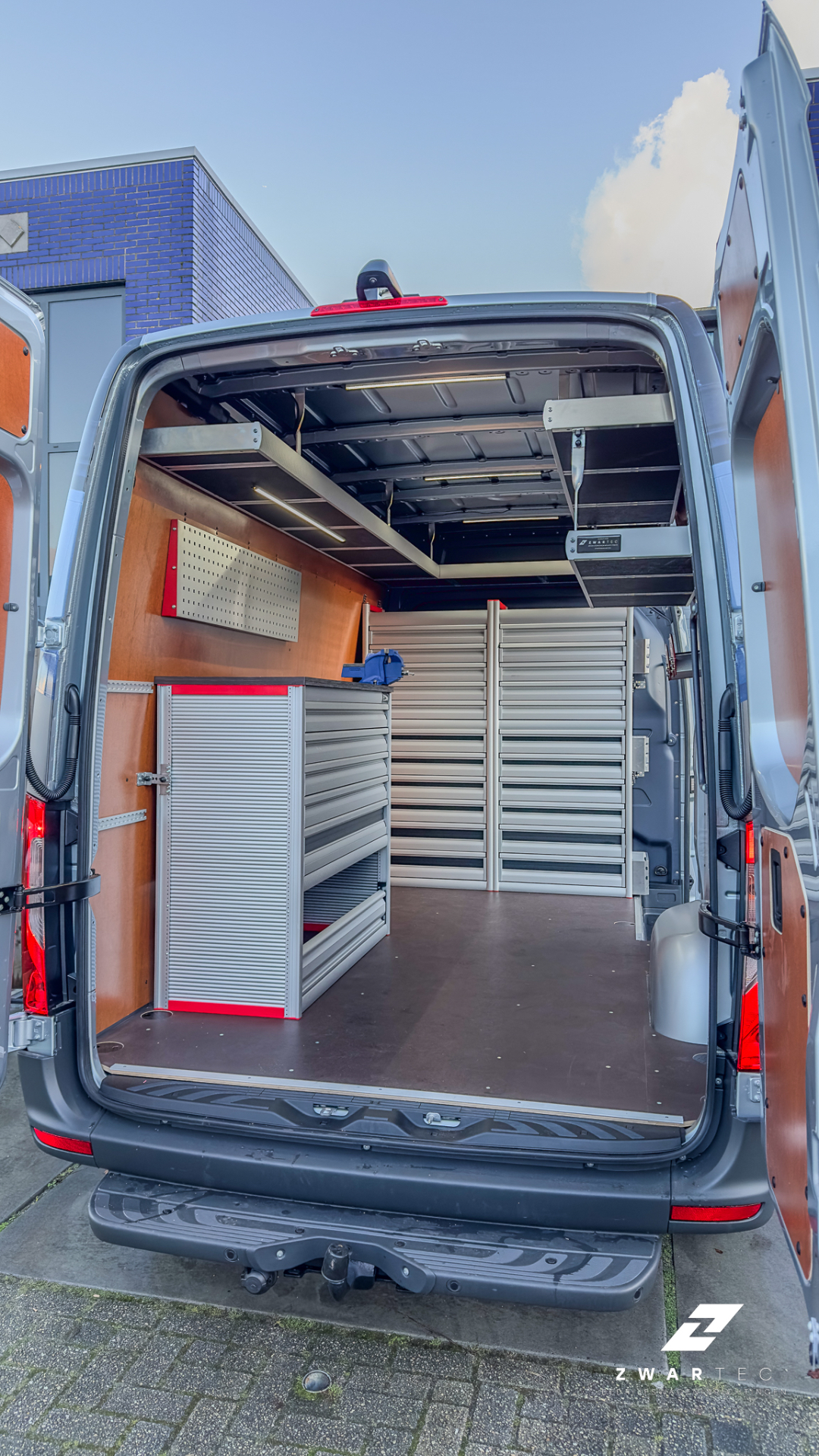 Aluminium bedrijfswageninrichting | GEMA & Worksystem | Zwartec ...
